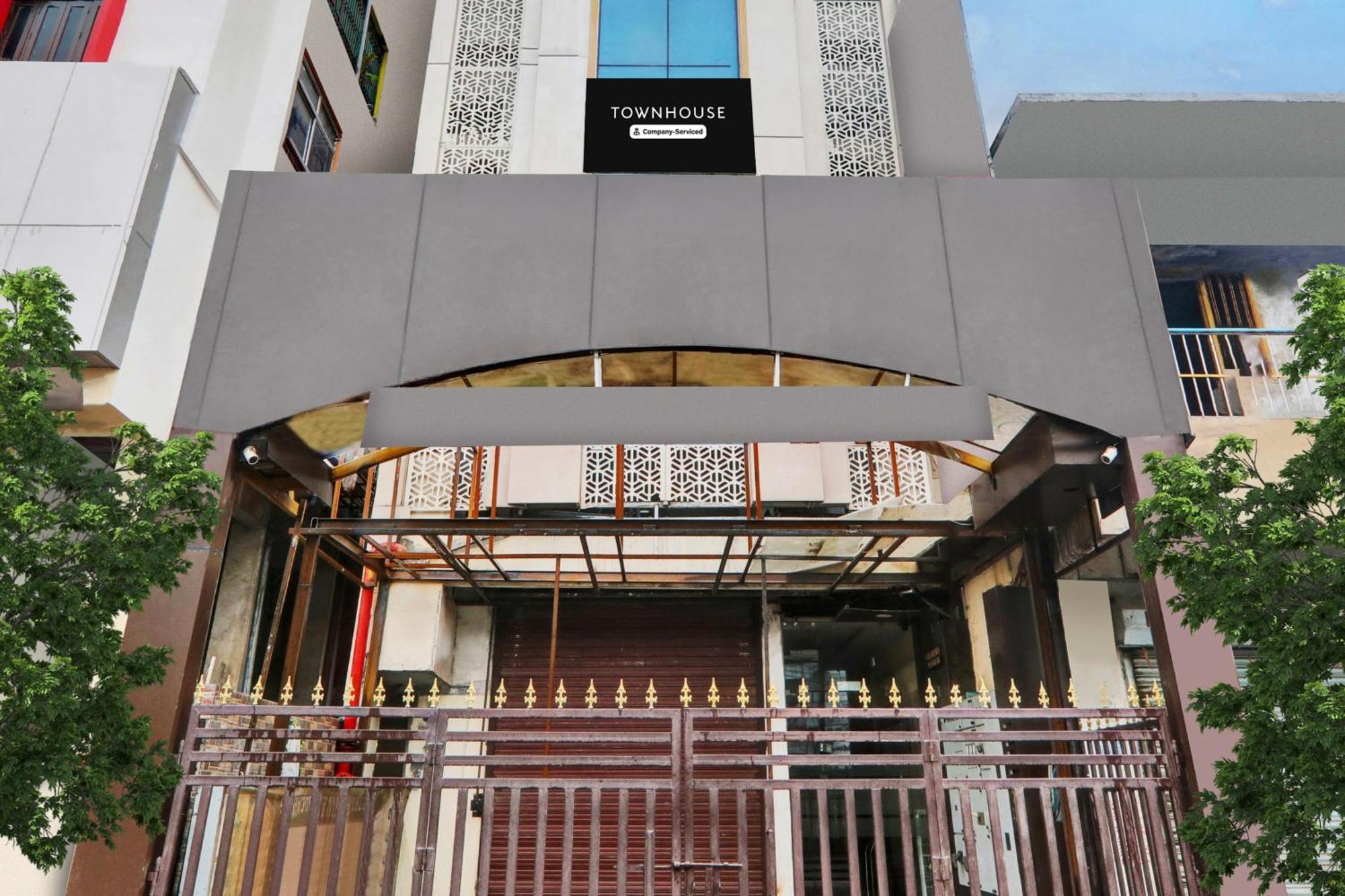 Super Townhouse Kankarbagh Formerly Kunwar Alcajars Patna  Exteriör bild